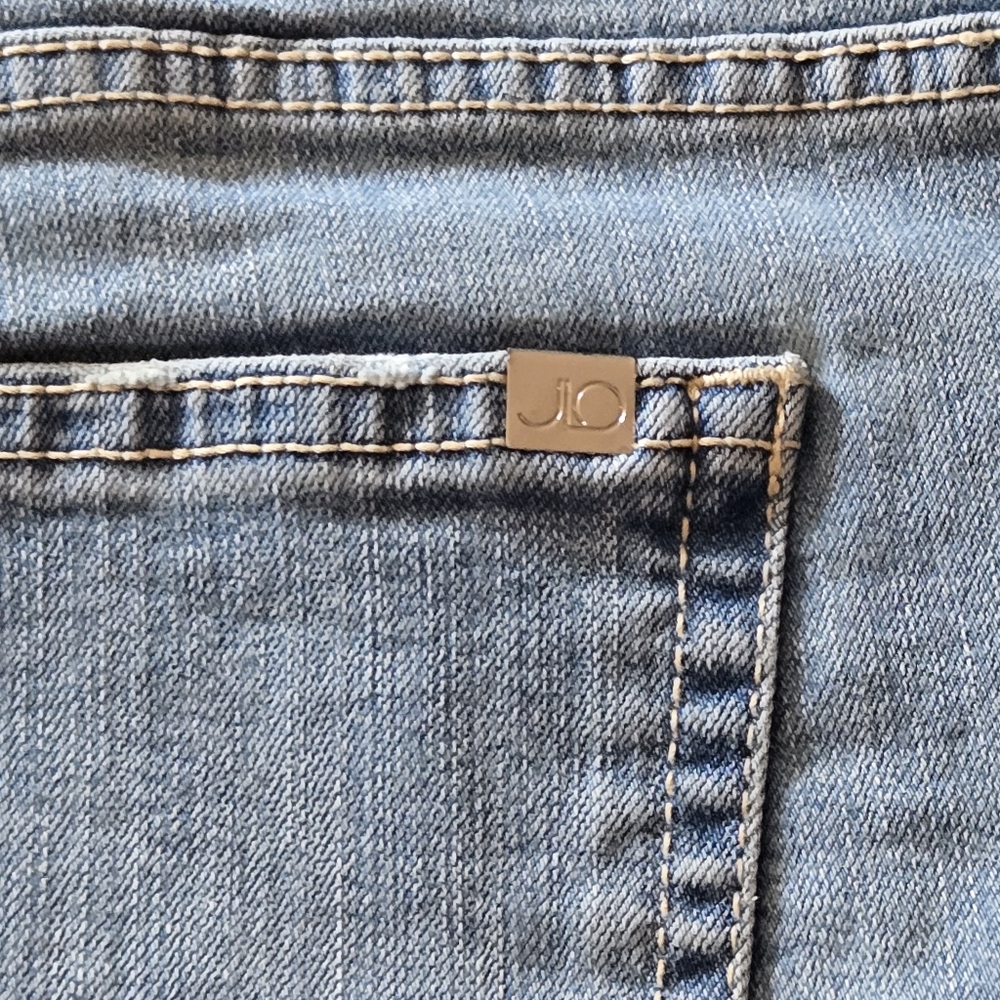 Jennifer Lopez Jean Shorts Size 14 - Picture 7 of 7